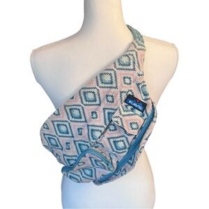 Kavu Crossbody Rope Sling Bag - Aztec Print